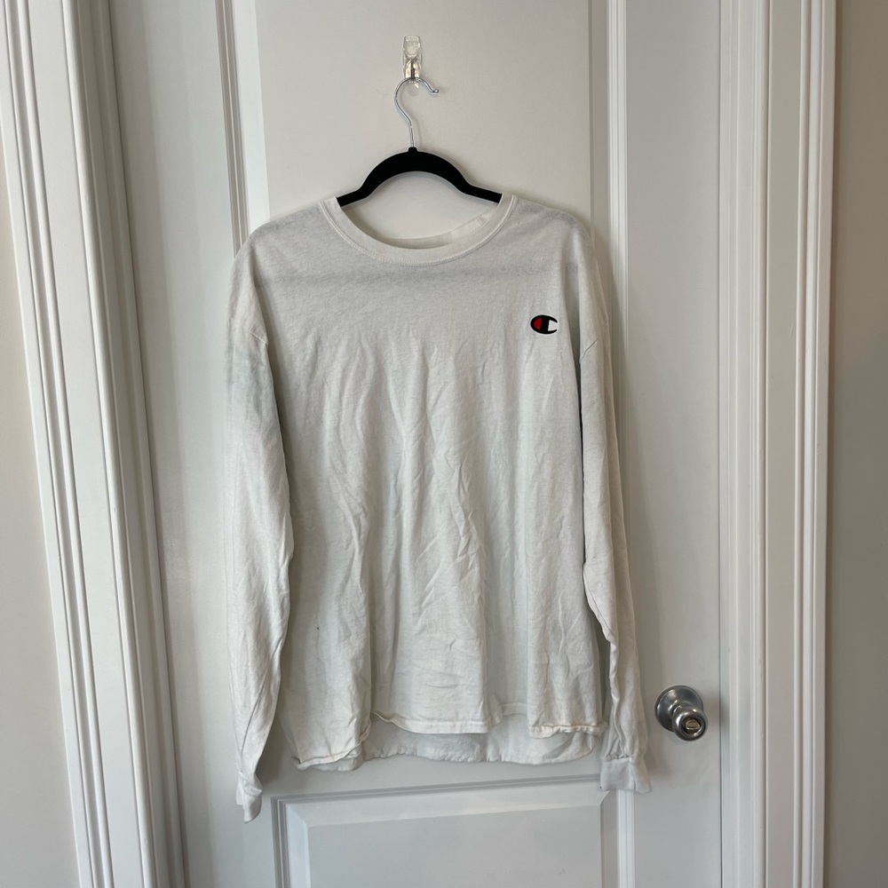 white champion logo long sleeve women’s size xl